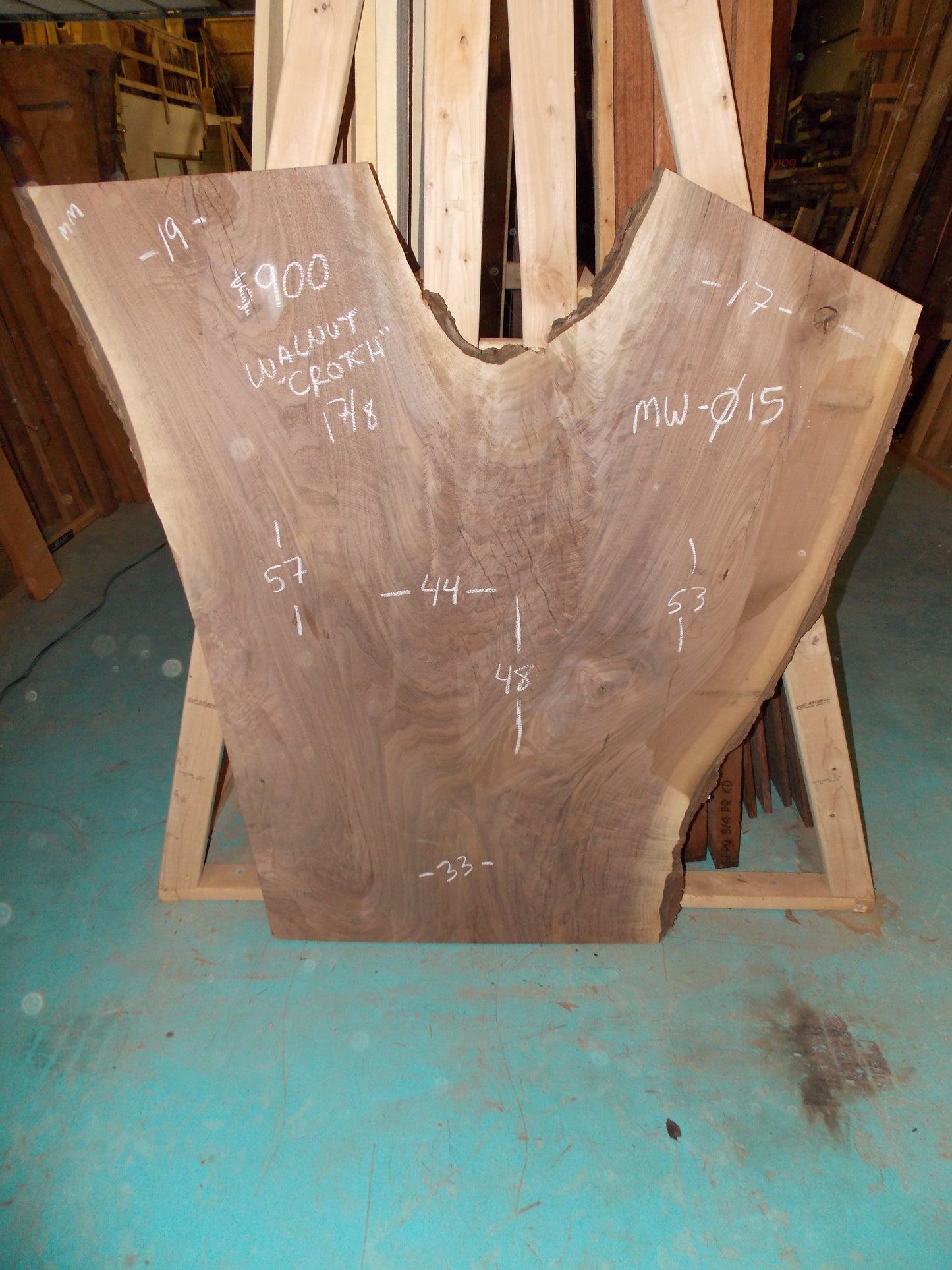 WALNUT CROTCH SLAB MW-015