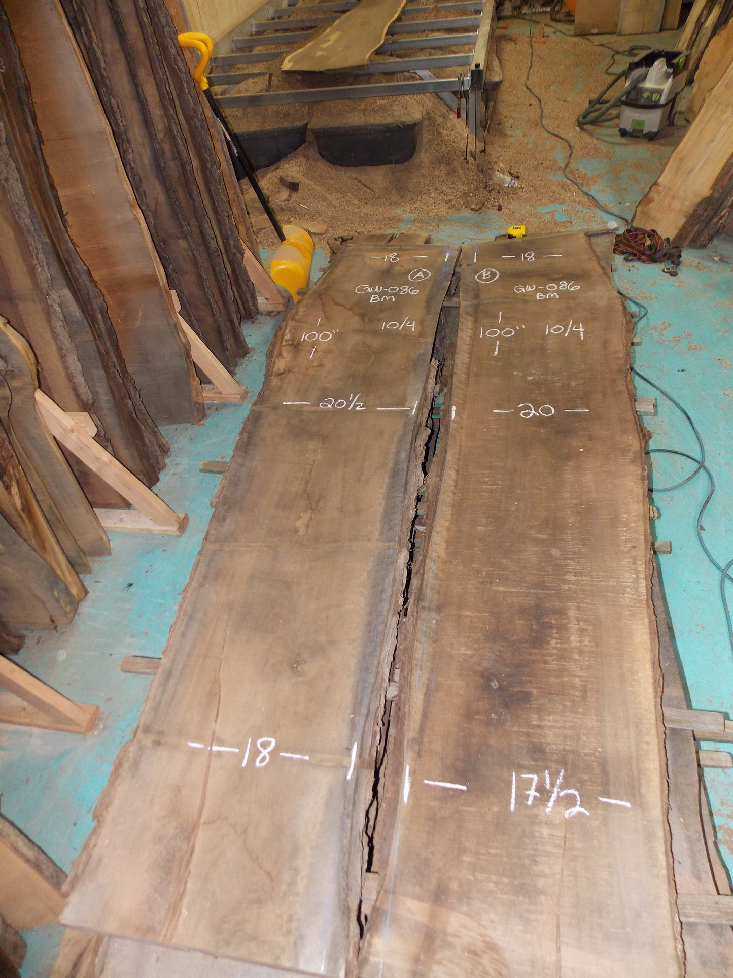 BLACK WALNUT BOOKMATCH GW-086